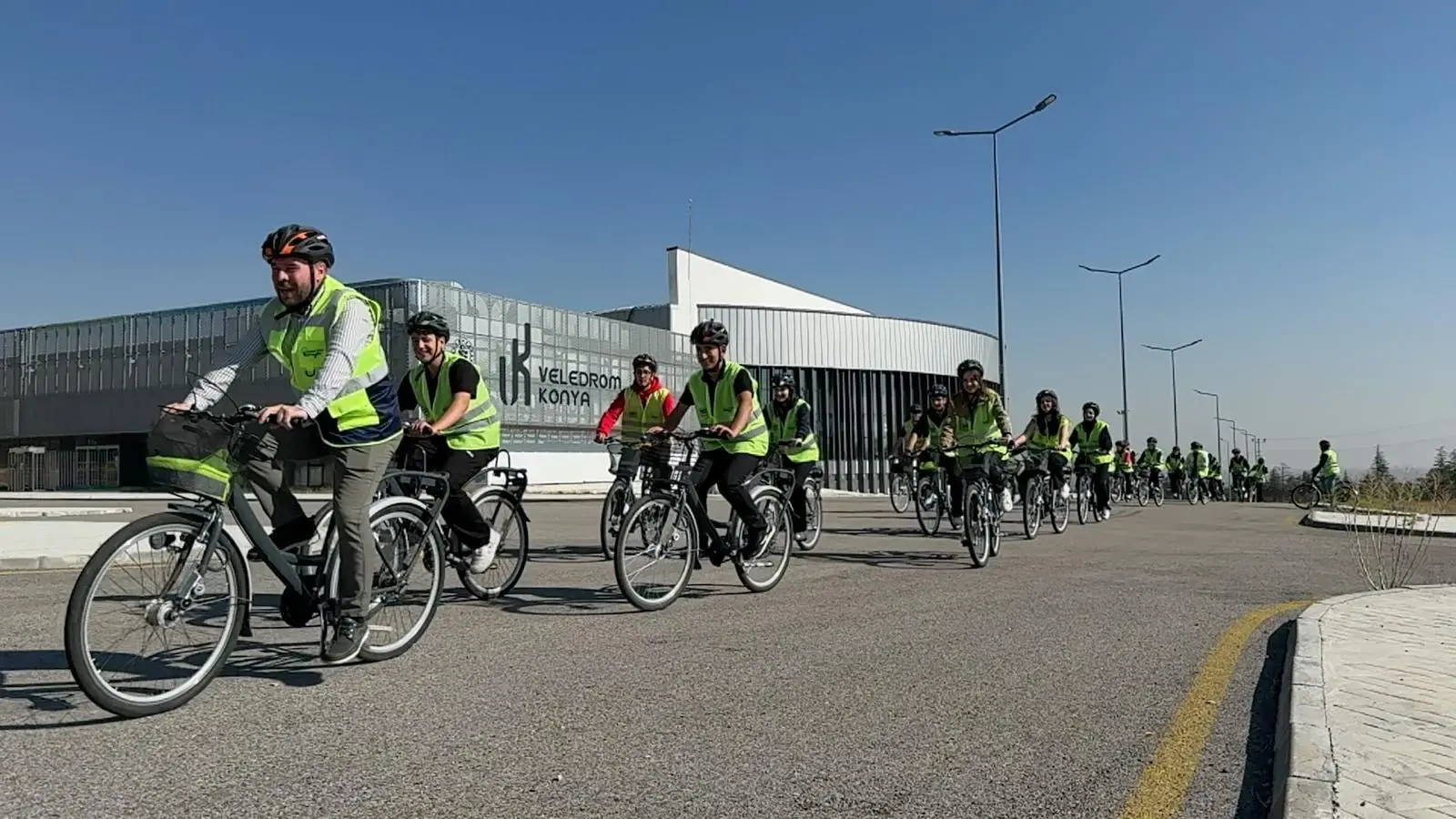 Konya Büyükşehir Belediyesi 2026 Avrupa Bisiklet Başkenti Olimpik Veledrom ve Velespit Müzesi öğrenci ziyareti