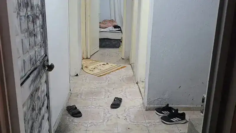 Evinde uğradığı silahlı saldırıda yaralandı