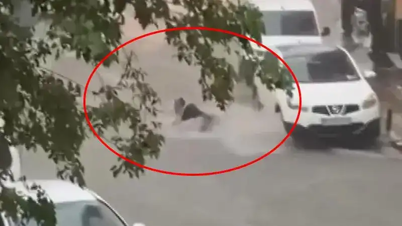 Şişli'de sel sularına kapılan kadın son anda kurtarıldı
