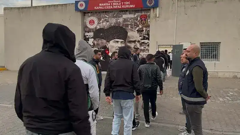 Manisa merkezli 6 ilde yasa dışı bahis operasyonu: 28 tutuklama