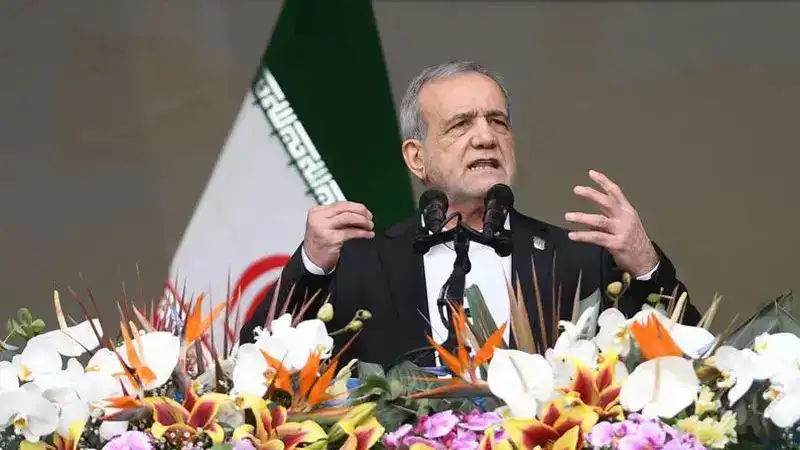 Pezeşkiyan: Bölgesel diplomasi toplantılardan ibaret olmamalı
