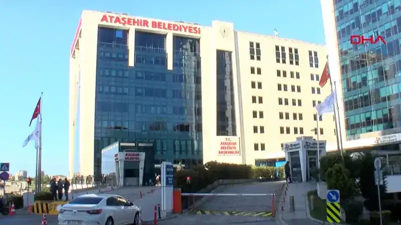 Ataşehir Belediyesi'ne operasyon; 13 kişi gözaltına alındı