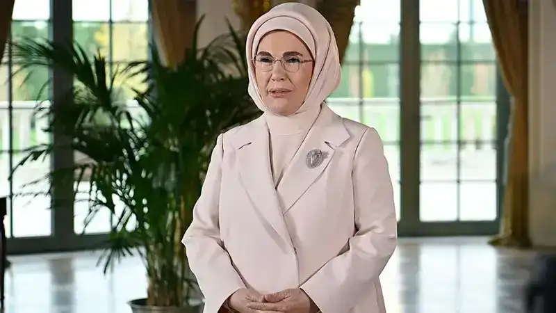 Emine Erdoğan'dan Cumhurbaşkanı Erdoğan'ın BM'deki hitabına ilişkin paylaşım