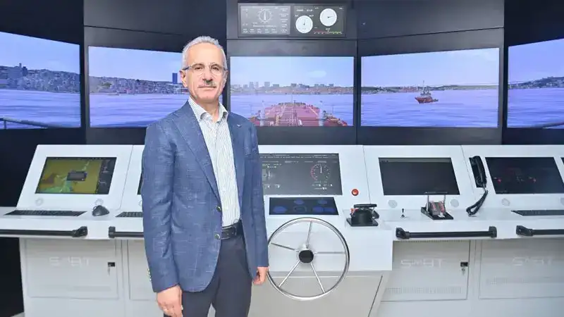 Bakan Uraloğlu: Türk sahipli deniz ticaret filosu 54, 3 milyon detveyt tona ulaştı
