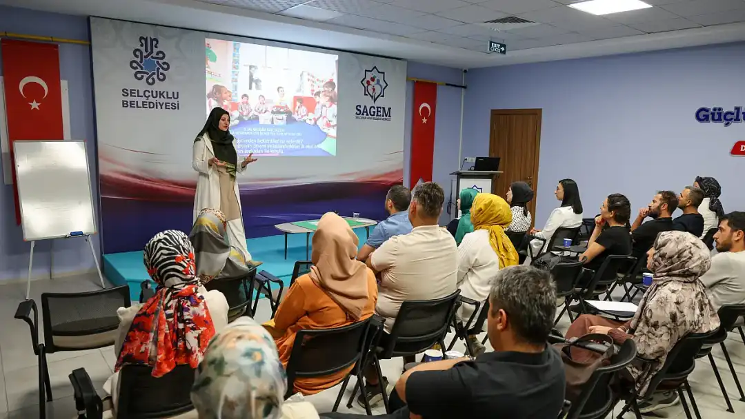 Selçuklu Belediyesi SAGEM'den Ailelere Okula Uyum Rehberliği