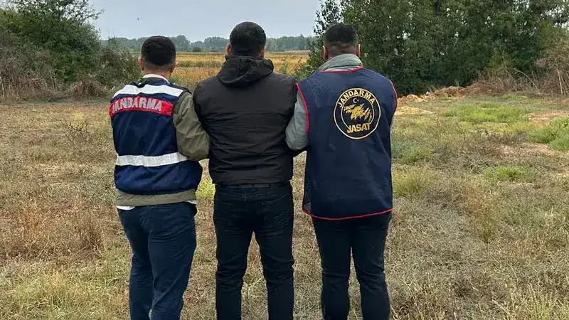 8 yıl kesinleşmiş hapisle aranan hükümlü Yunanistan'a kaçmak isterken yakalandı