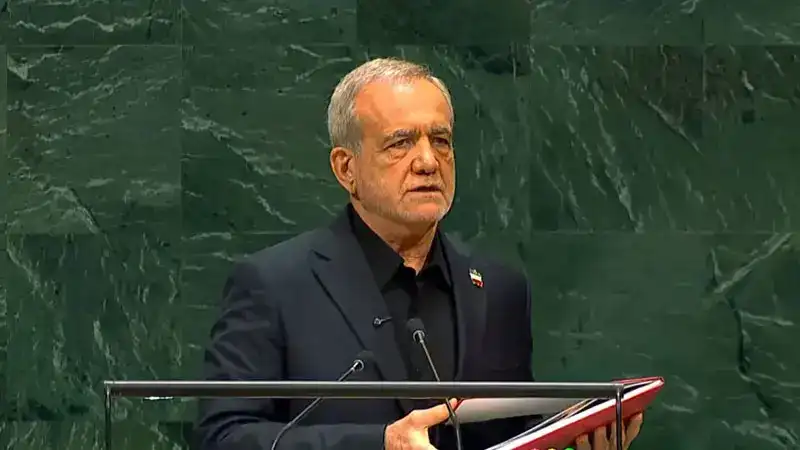 İran Cumhurbaşkanı Pezeşkiyan: Asla diz çökmeyeceğiz