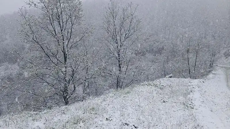 Manisa’nın yüksek kesimlerine kar yağdı