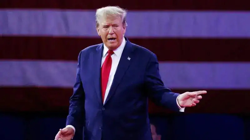 Trump: Hürmüz'den son dönemde inanılmaz miktarda petrol taşındı