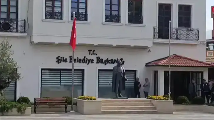 Şile Belediyesi'ne yönelik 'yolsuzluk' davasında 3'üncü duruşma başladı