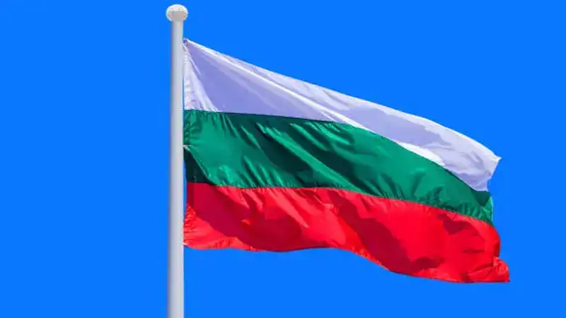 Bulgaristan'da cumhurbaşkanı seçiminin ikinci turu yarın yapılacak