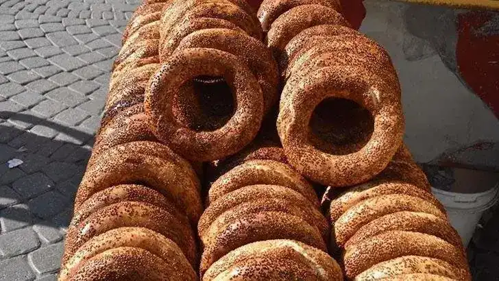 Ticaret Bakanlığı'ndan İstanbul'daki simit fiyatlarına inceleme