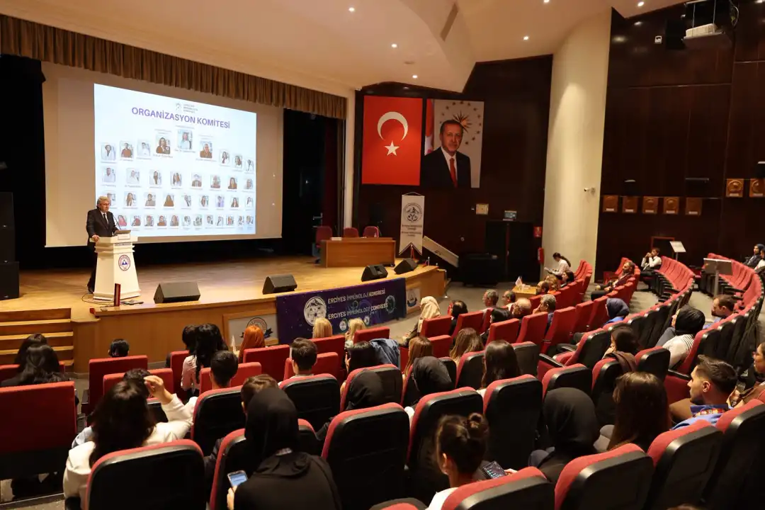 ERÜ’de 1’inci Erciyes İmmünoloji Kongresi düzenlendi